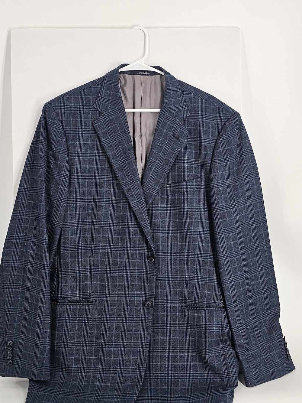 Joseph Abboud Sport Coat Plaid Wool Blazer in Blue & Gray Size 44L Like New